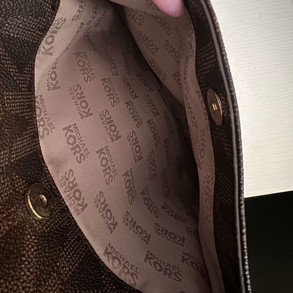 Micheal Kors Crossbody bag - Picture 3 of 14